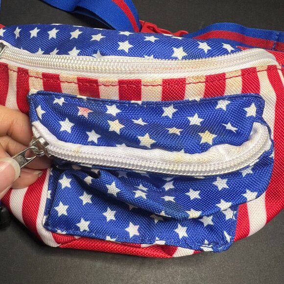 Tipsy Elves USA United States Stars & Stripes Freedom Fanny Pack & Button Pin - Picture 9 of 12